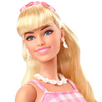 Barbie Film Docka i Rosa Gingham Klänning Mattel