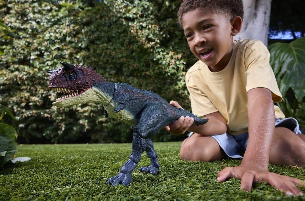 Jurassic World: Survival Action Figur Charge 'N Chomp Carnotaurus