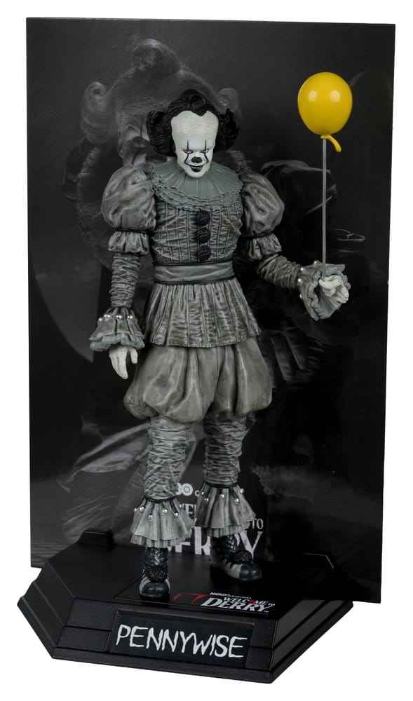 IT Welcome to Derry Movie Maniacs Figur Pennywise (Svart & Vit) 16 cm