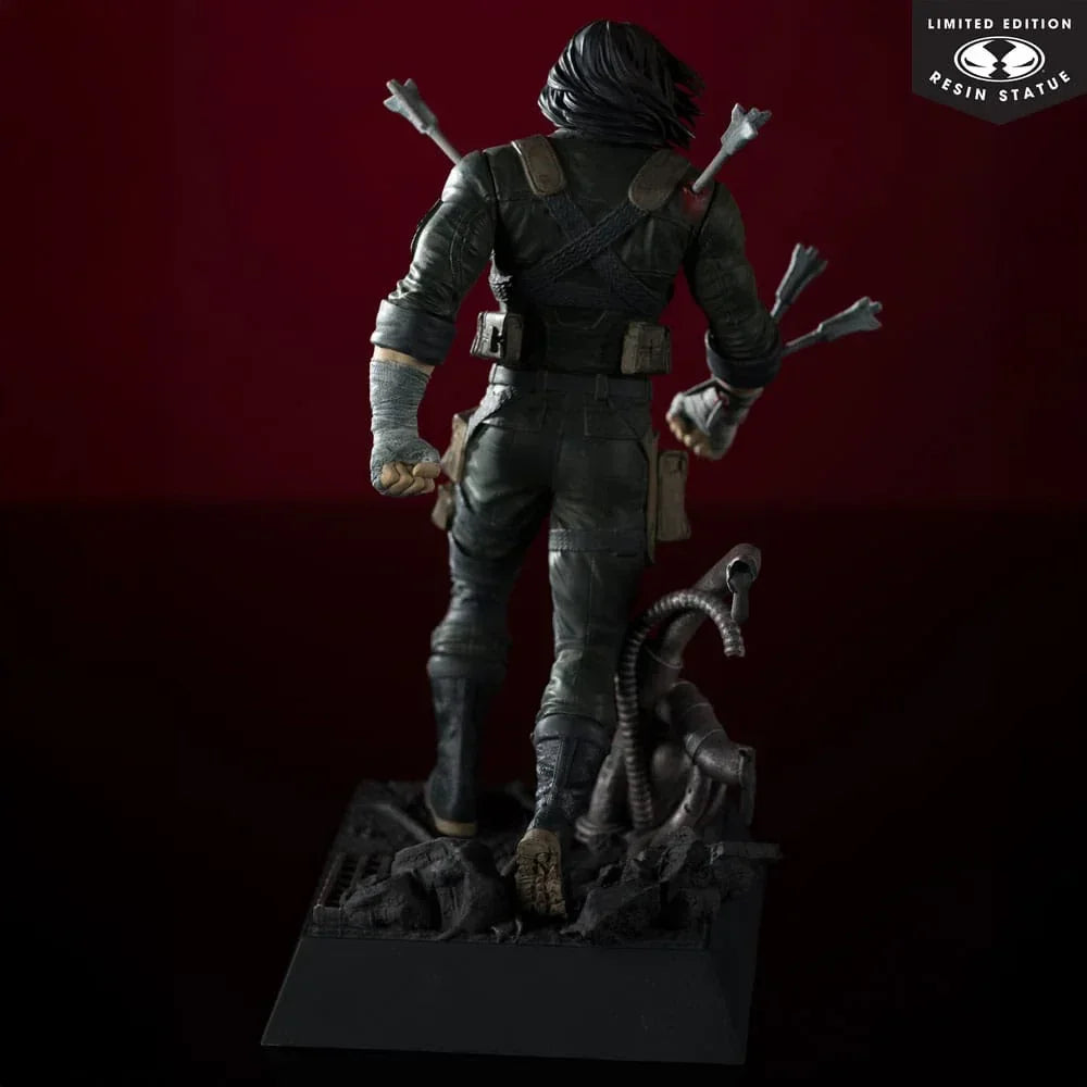 BRZRKR 1/10 Figur B Limited Edition 21 cm McFarlane Toys