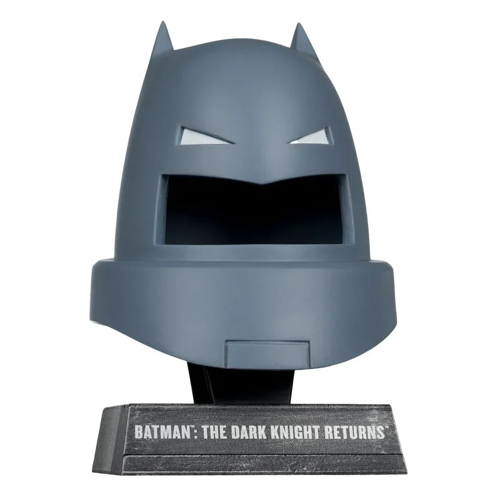 Batman DC Direct Mini Replica 1/3 Armoured Batman Cowl (Dark Knight Returns) 18 cm McFarlane Toys