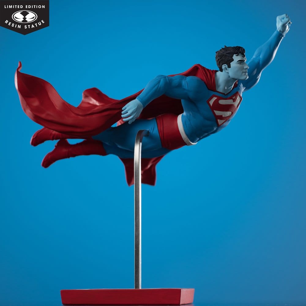 DC Direct Superman Red & Blue Figur 1/10 Superman av Lee Bermejo 26 cm McFarlane Toys
