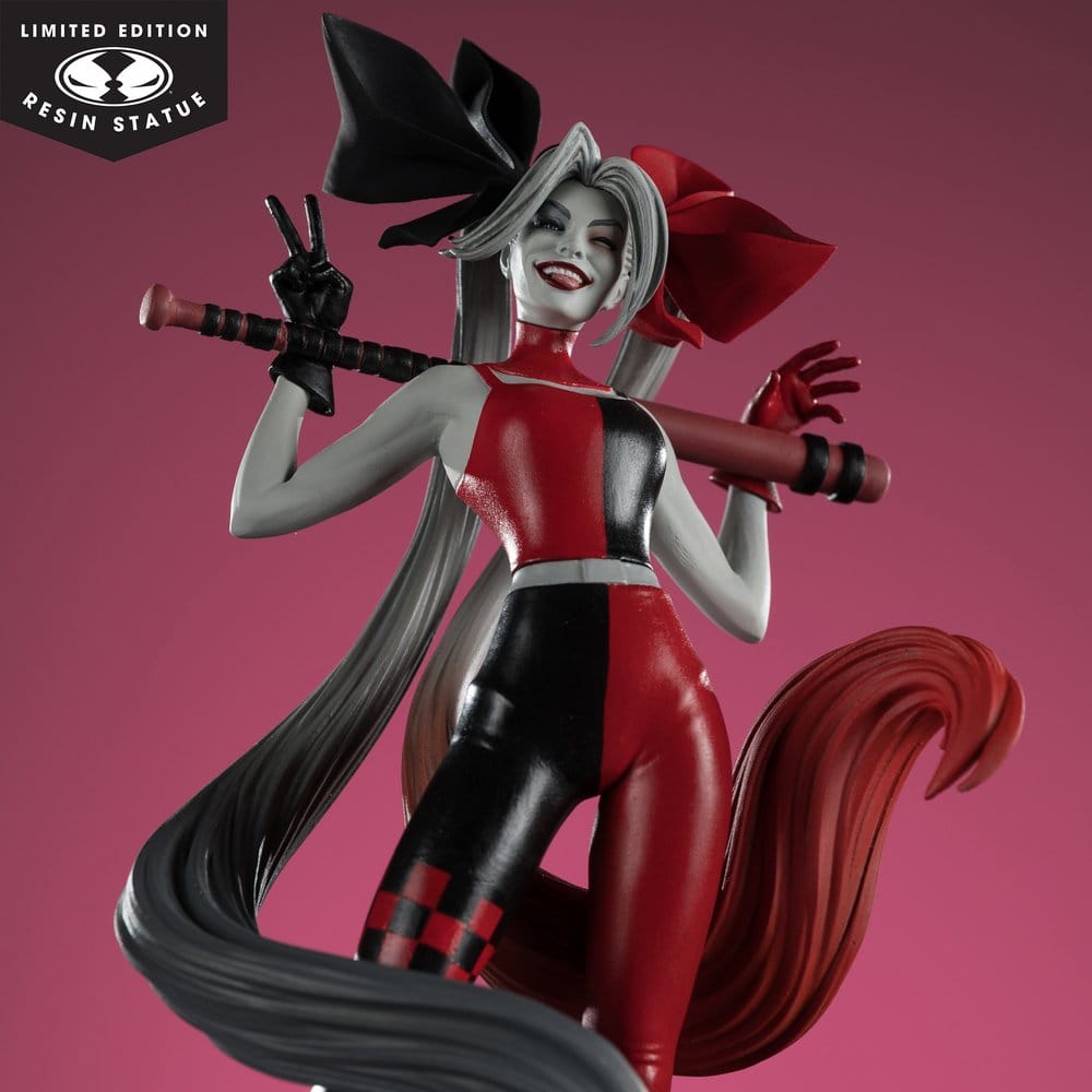 DC Direct Harley Quinn: Röd, Vit & Svart Figur 1/10 Harley Quinn av Alex Garner 21 cm