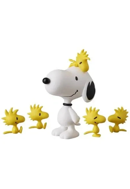Peanuts UDF Series 19 Mini Figur Lycka är alla dina vänner 8 cm Medicom