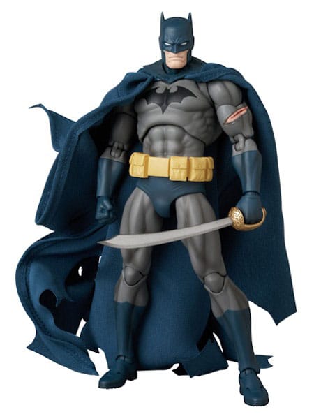DC Comics MAFEX Actionfigur Batman Damage Ver. (Batman: Hush Ver.) 16 cm Medicom