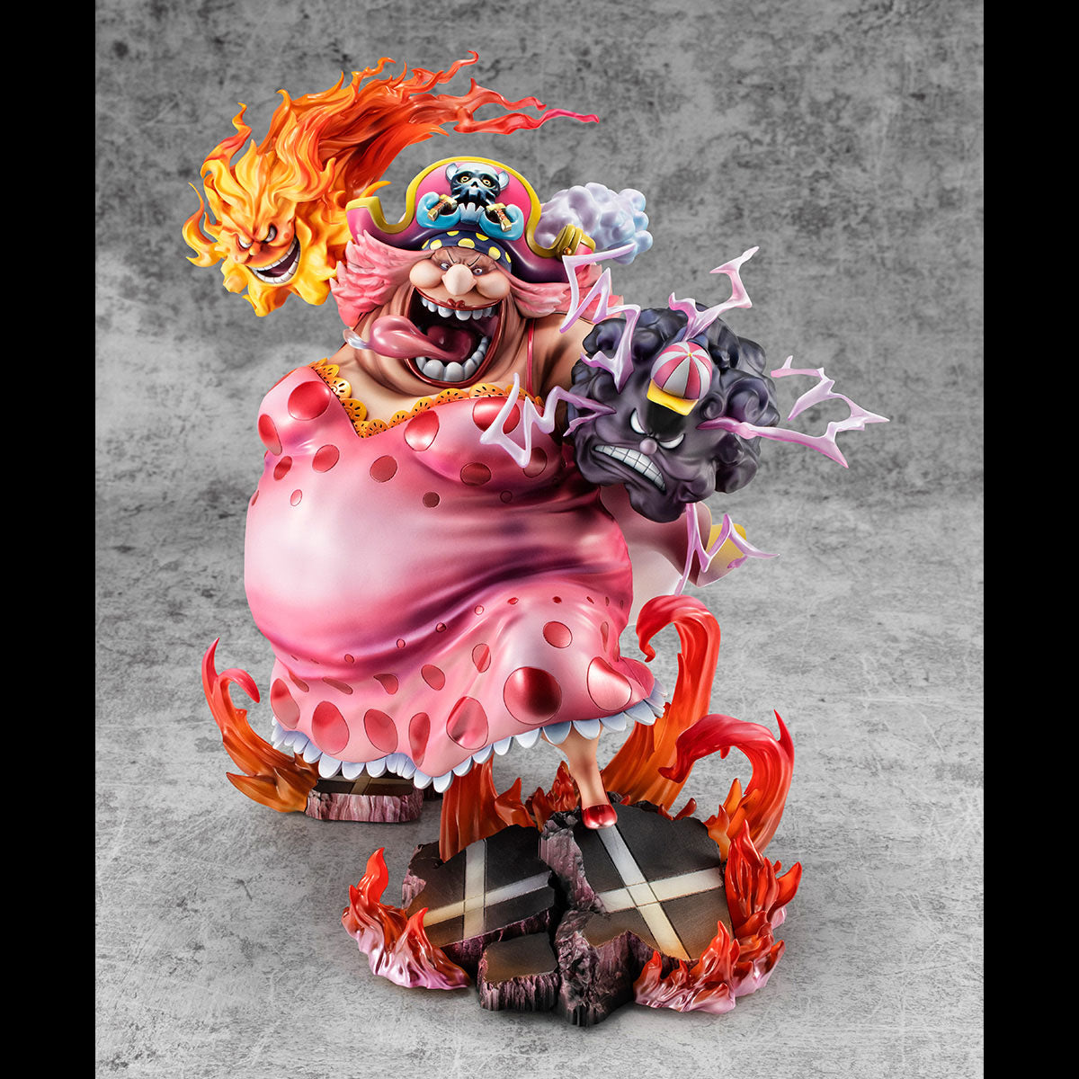 One Piece P.O.P PVC Figur Great Pirate Big Mom Charlotte Linlin 36 cm