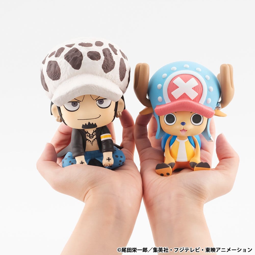 One Piece Look Up PVC Figure Trafalgar Law 11 cm