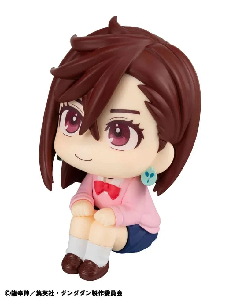 Dandadan Look Up PVC Figur Momo 11 cm Megahouse