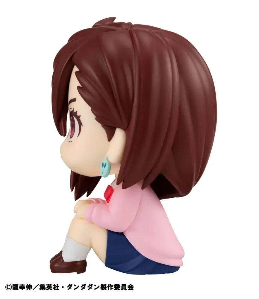 Dandadan Look Up PVC Figur Momo 11 cm Megahouse