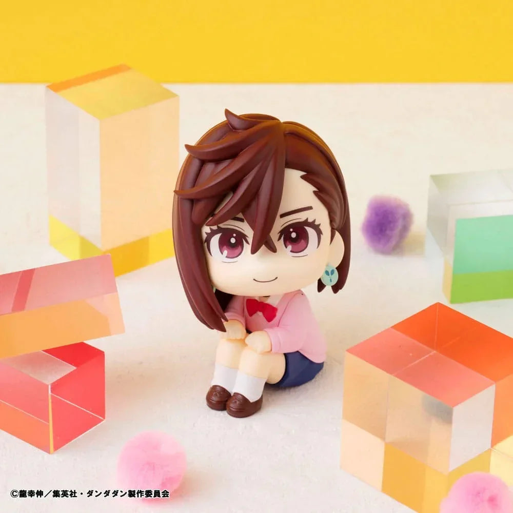 Dandadan Look Up PVC Figur Momo 11 cm Megahouse
