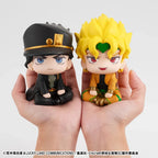 JoJo´s Bizarre Adventure Part 03: Stardust Crusaders Look Up PVC Figur Jotaro Kujo & Dio 11 cm (med present)
