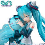 Mobile Suit Gundam x Hatsune Miku Lucrea PVC Figur - 45th Anniversary 17 cm Megahouse