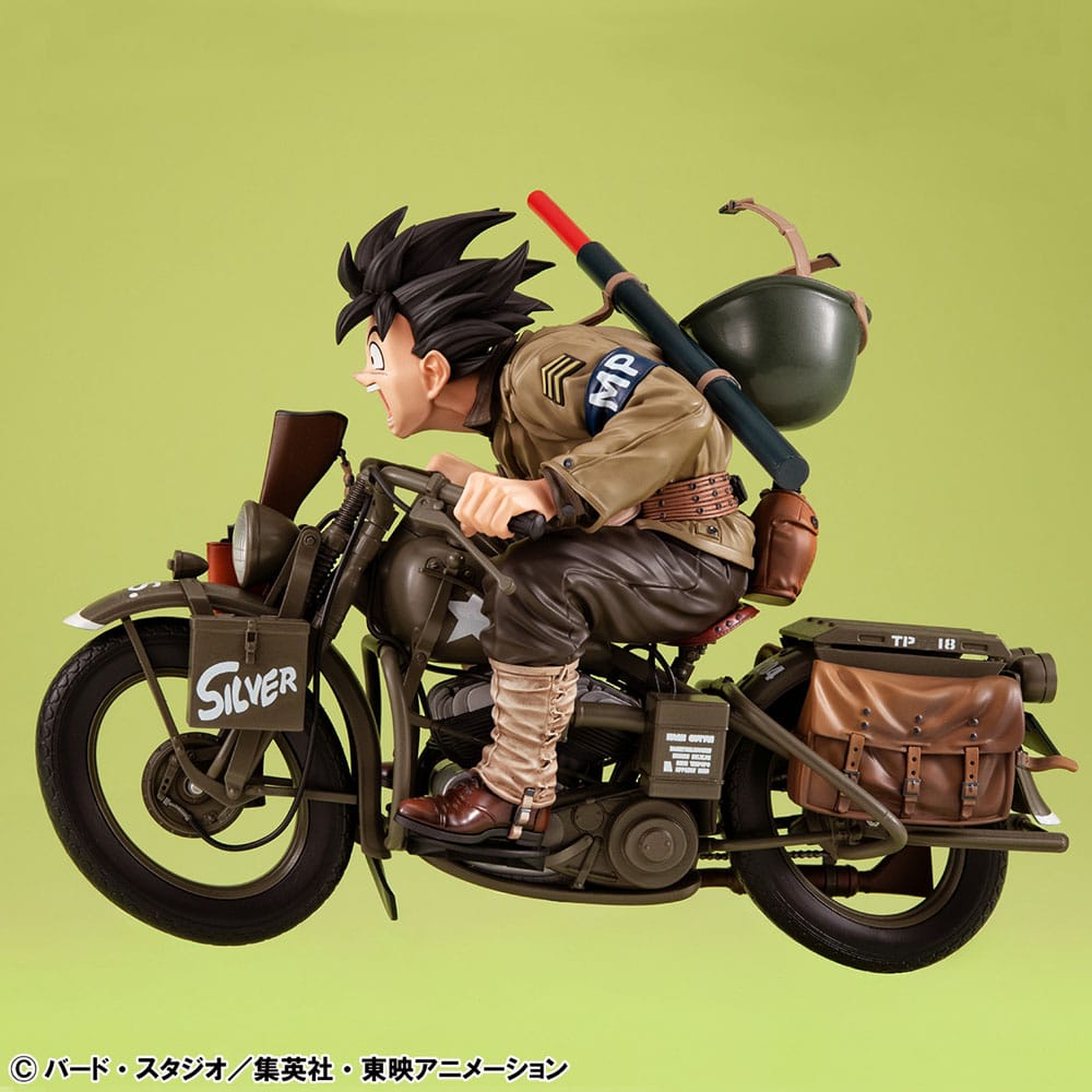 Dragonball Z 05 Desktop Real McCoy PVC Diorama Son Goku & Bike 18 cm Megahouse