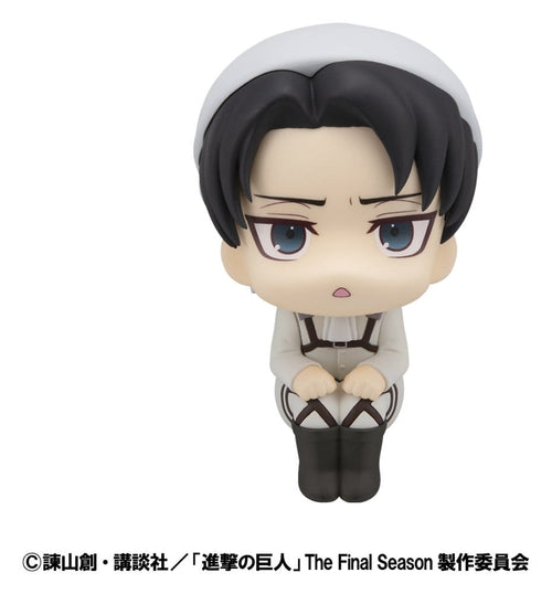 Attack on Titan Look Up PVC Figure Levi Cleaning up Ver. 11 cm
