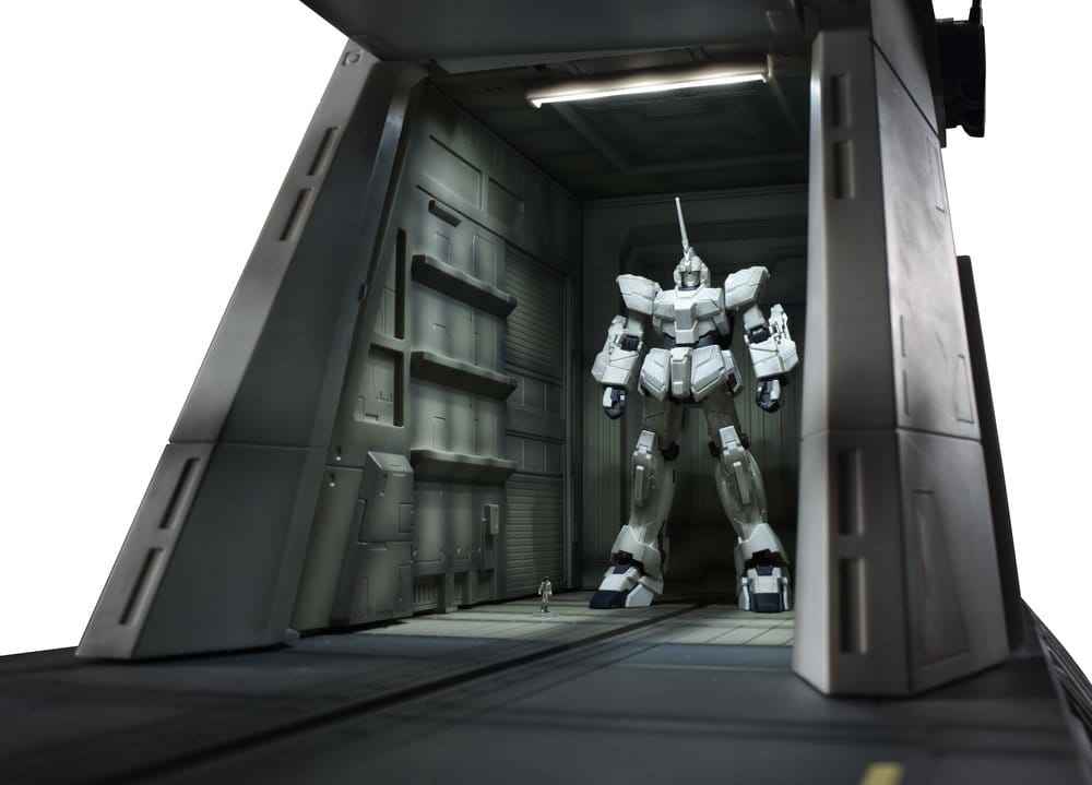Gundam Unicorn Realistisk Modellsserie Diorama 1/144 Skala Nahel Argama Katapultdäck (UC ver.) 138 cm