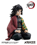 Demon Slayer: Kimetsu no Yaiba G.E.M.-serie PVC-figur Giyu-san Handstorlek 9 cm (Upprepad utgåva)