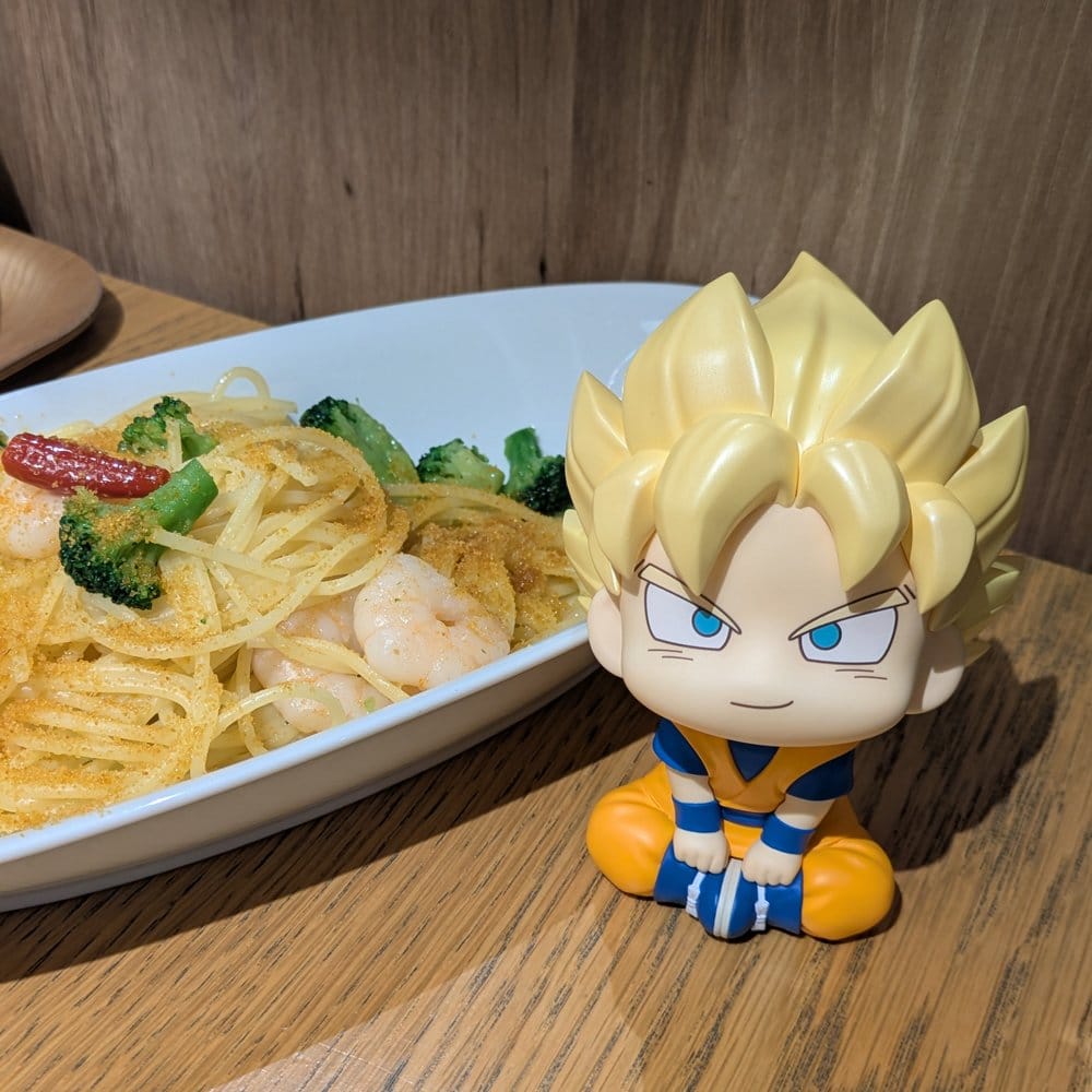 Dragon Ball DAIMA Look Up PVC-figurer 2-pack Super Saiyan Son Goku (mini) & Super Saiyan Vegeta (mini) 11 cm (med gåva)