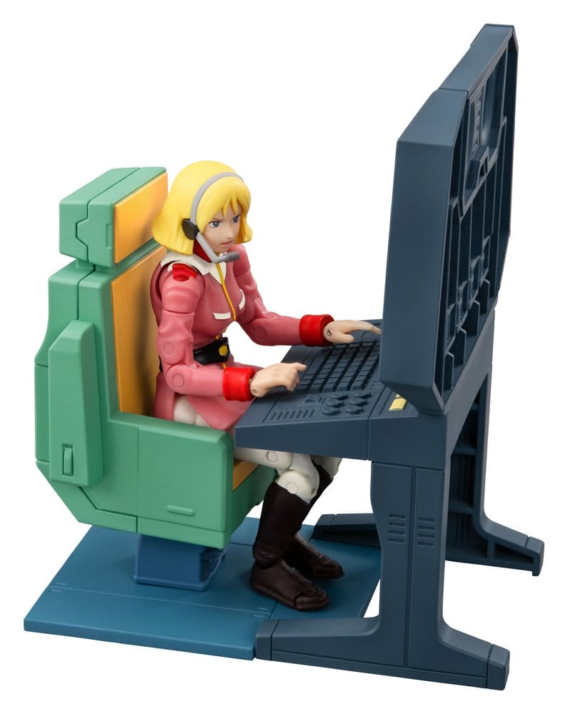 Mobile Suit Gundam G.M.G. Collection EX Diorama White Base Bridge Radio Operator Desk Set 10 cm (med gåva)