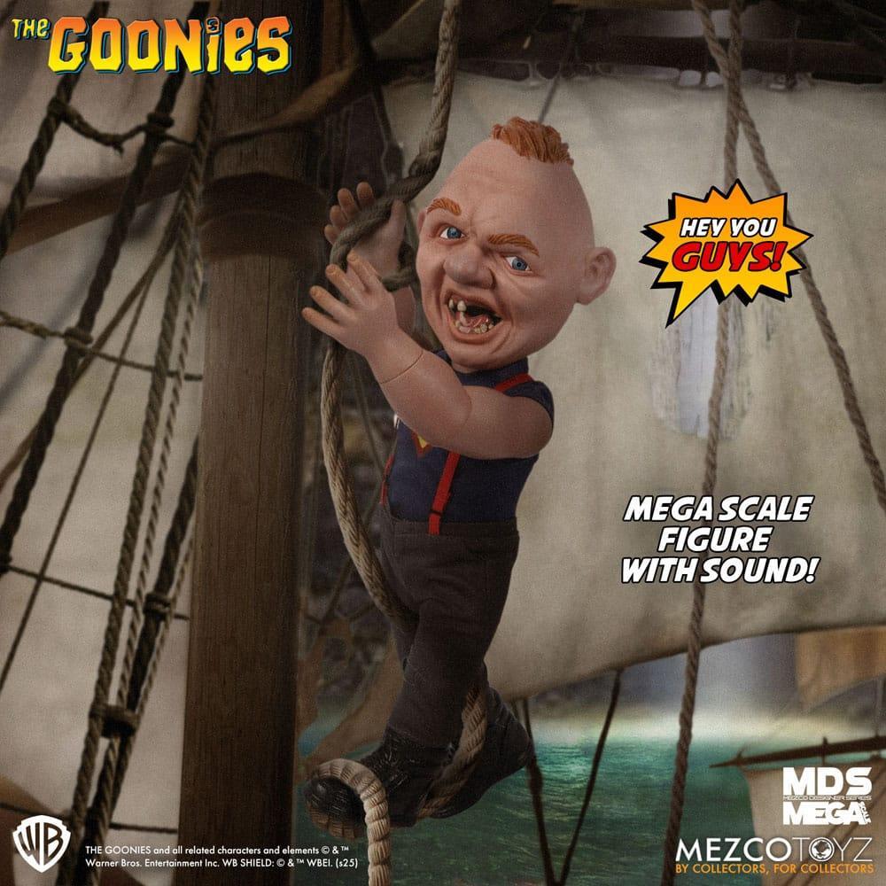 The Goonies MDS Mega Scale Gosedjur: Pratande Sloth med Ljud 38 cm Mezco Toys