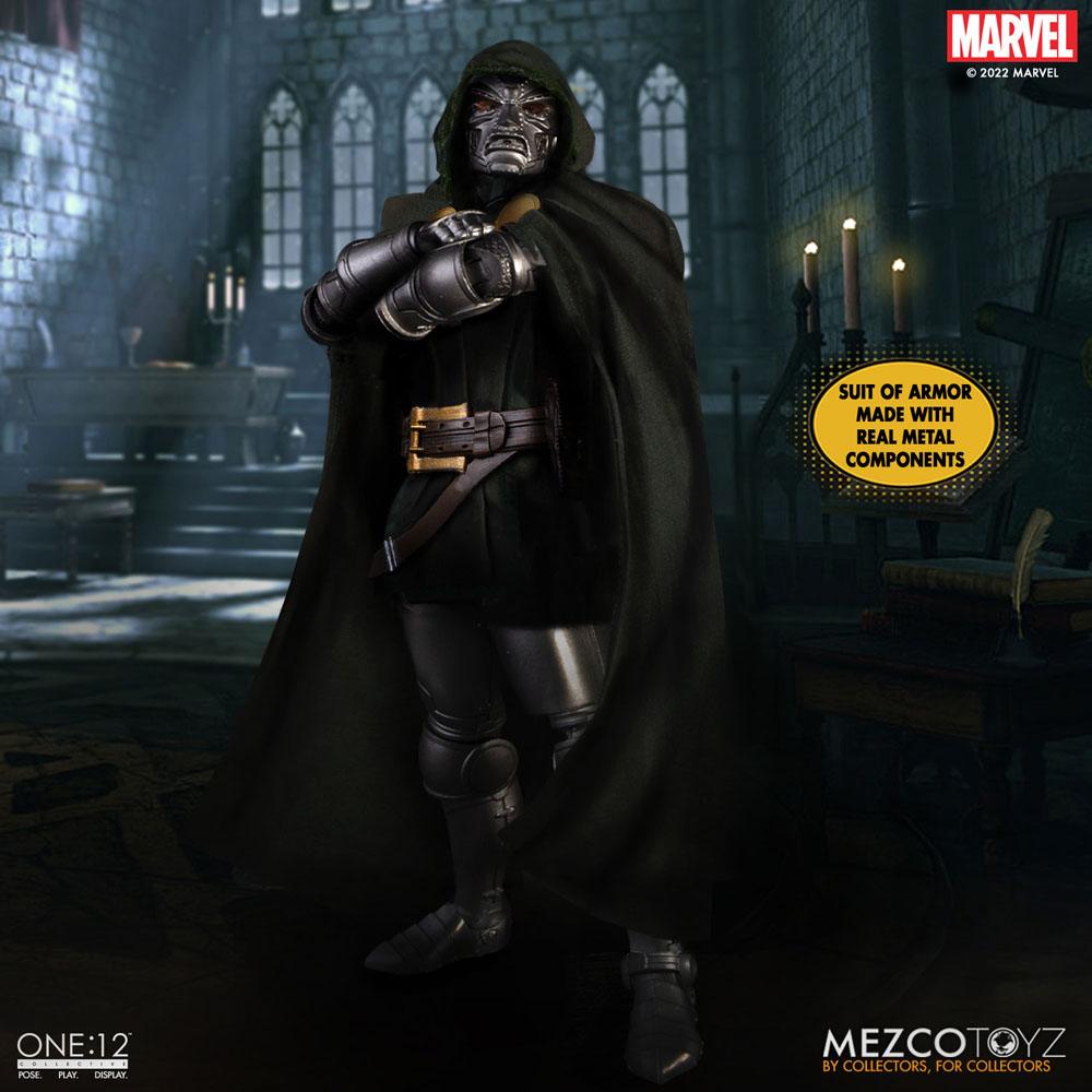 Marvel Action Figure 1/12 Doctor Doom 17 cm - Detailed Collectible Figure with Metal Components and Interactive Features