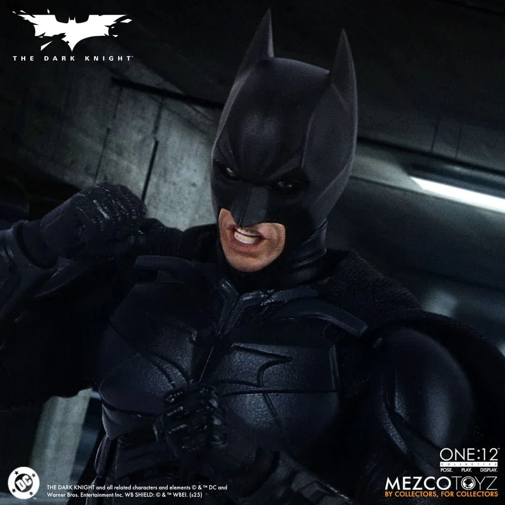The Dark Knight Action Figur 1/12 Batman 17 cm Mezco Toys
