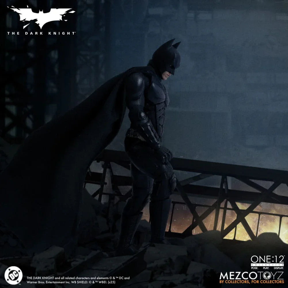 The Dark Knight Action Figur 1/12 Batman 17 cm Mezco Toys