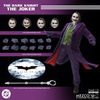 The Dark Knight Action Figur 1/12 Joker 17 cm Mezco Toys