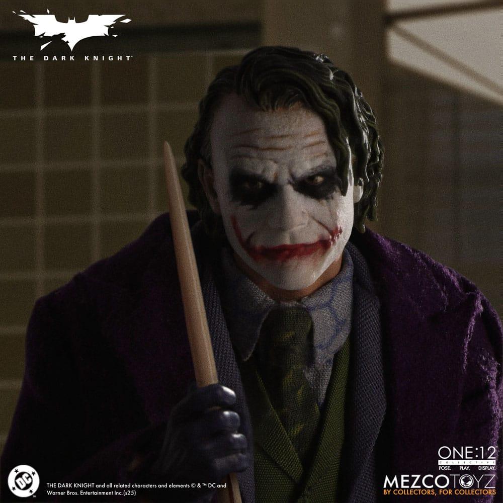 The Dark Knight Action Figur 1/12 Joker 17 cm Mezco Toys