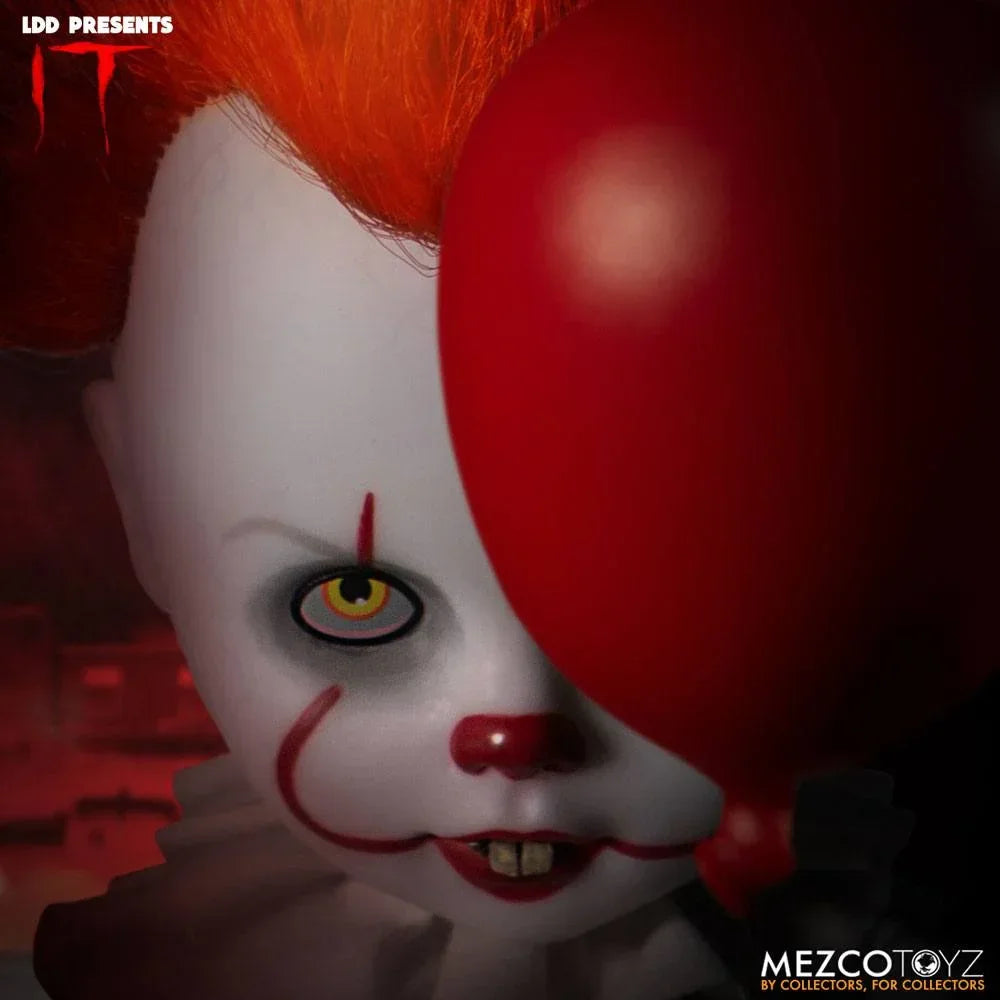 Living Dead Dockor Pennywise 25 cm Mezco Toys