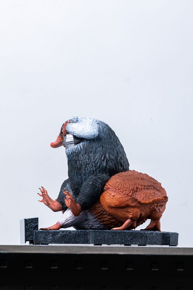 Fantastic Beasts Niffler Staty i Naturlig Storlek 22 cm Muckle Mannequins