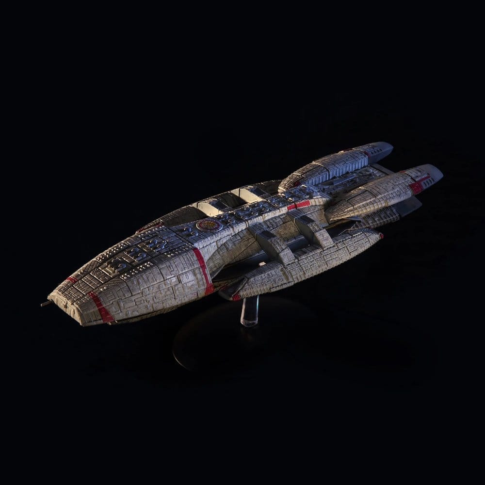Battlestar Galactica Blood and Chrome Model Battlestar Galactica 27 cm