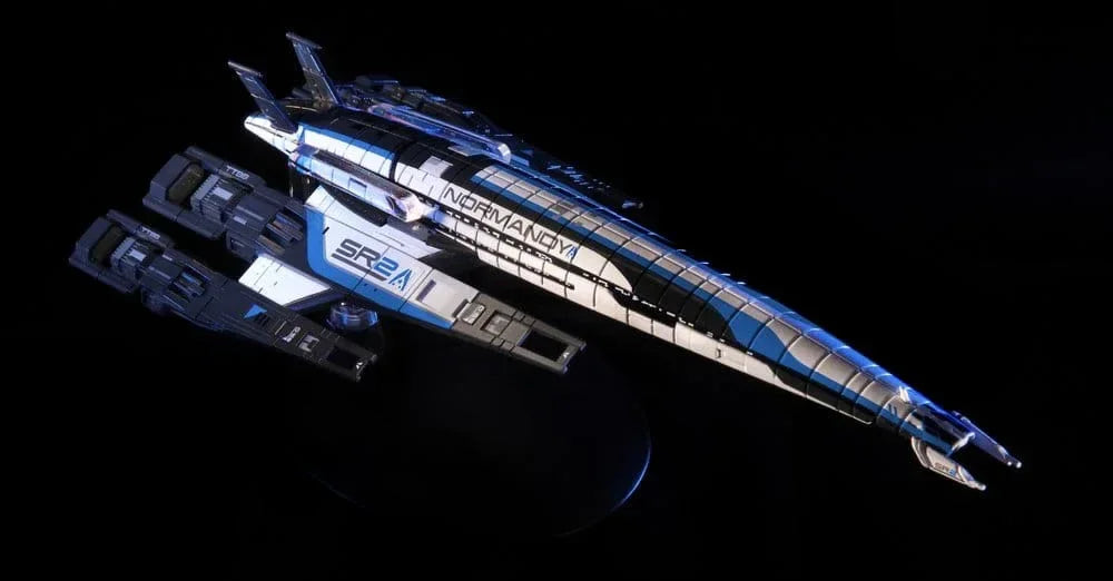 Mass Effect Die-Cast Normandy SR-2 22 cm Master Replicas
