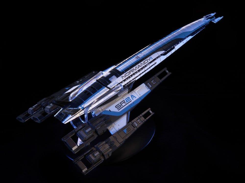 Mass Effect Die-Cast Normandy SR-2 22 cm Master Replicas