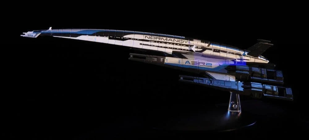 Mass Effect Die-Cast Normandy SR-2 22 cm Master Replicas