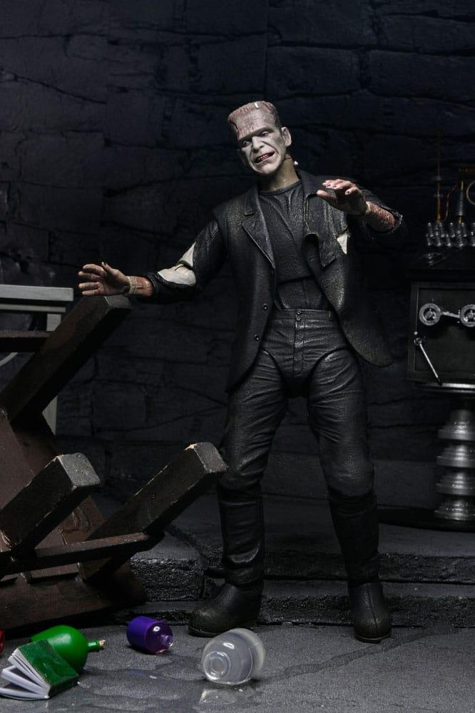 Universal Monsters Action Figur 2-Pack: Bride of Frankenstein 90-årsjubileum – Monstret och Hans Maka 18 cm NECA