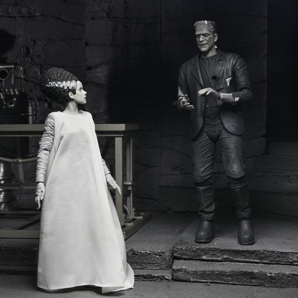 Universal Monsters 2-pack actionfigur Bruden från Frankenstein 90-årsjubileum Monstret och hans maka (Svartvit) 18 cm