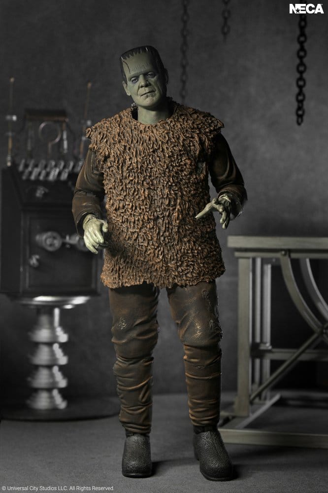 Universal Monsters: Son of Frankenstein Action Figure Ultimate Frankenstein's Monster 18 cm
