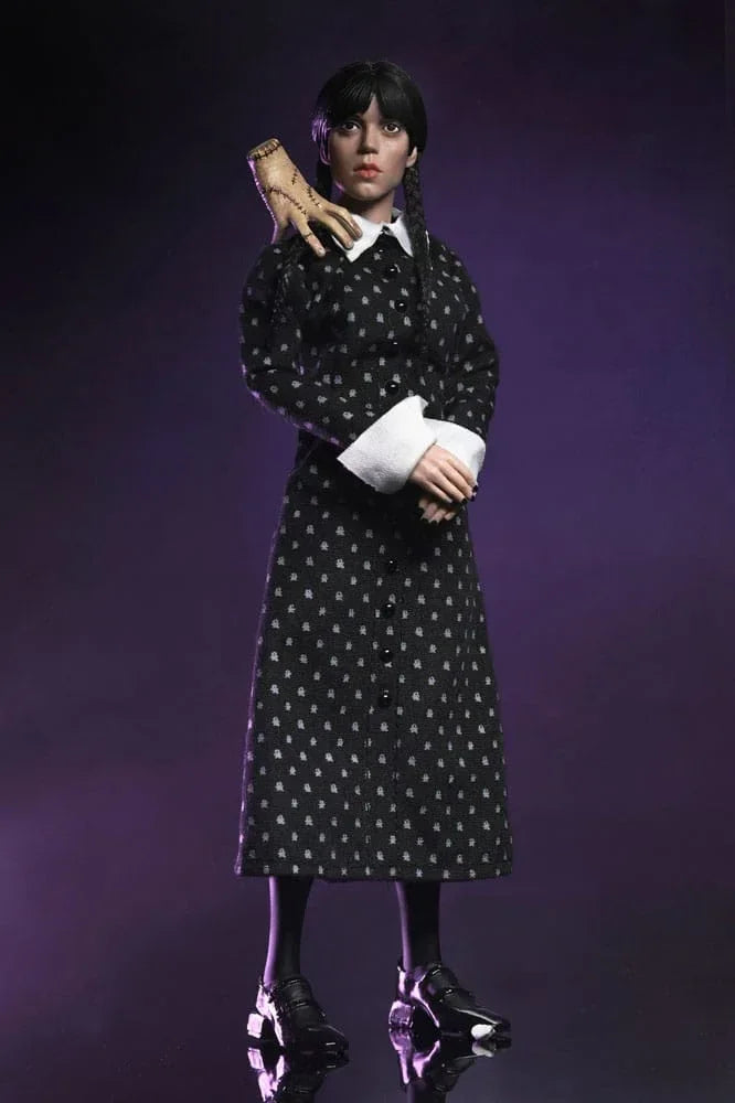 Wednesday Action Figur Wednesday (Classic Dress) 20 cm NECA