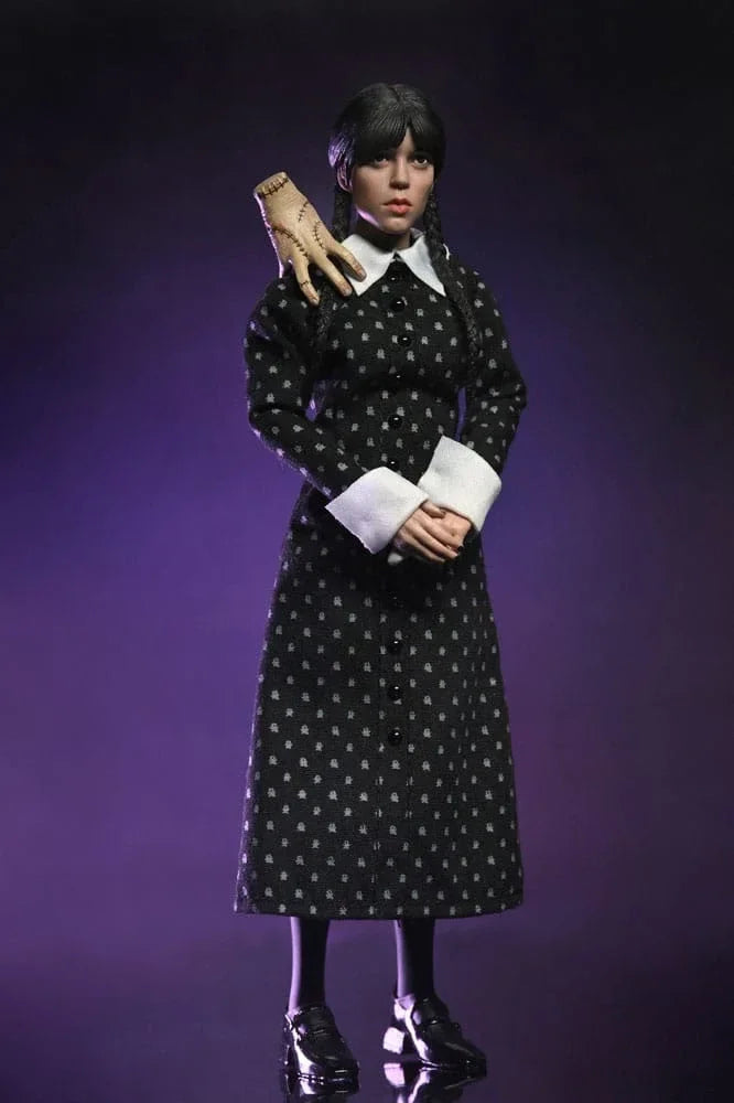 Wednesday Action Figur Wednesday (Classic Dress) 20 cm NECA