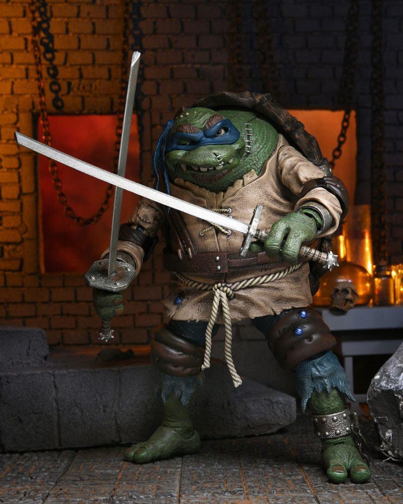 Universal Monsters x Teenage Mutant Ninja Turtles Action Figur Ultimate Leonardo som Hunchback 18 cm NECA