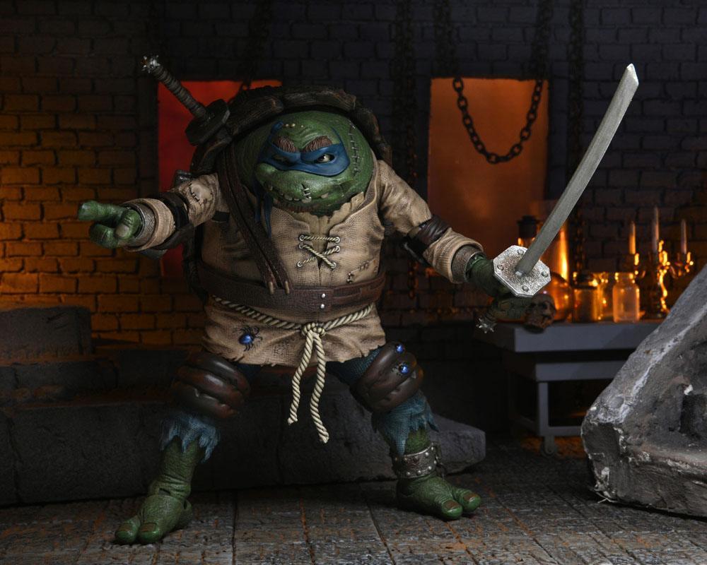 Universal Monsters x Teenage Mutant Ninja Turtles Action Figur Ultimate Leonardo som Hunchback 18 cm NECA