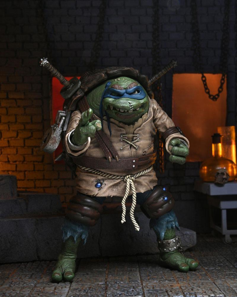 Universal Monsters x Teenage Mutant Ninja Turtles Action Figur Ultimate Leonardo som Hunchback 18 cm NECA