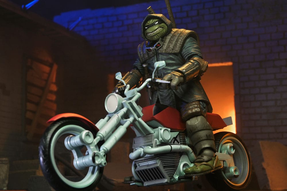 Teenage Mutant Ninja Turtles Actionfigur Casey Marie med Last Ronin Motorcykel 18 cm NECA