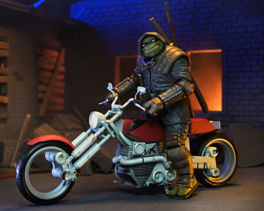 Teenage Mutant Ninja Turtles Actionfigur Casey Marie med Last Ronin Motorcykel 18 cm NECA