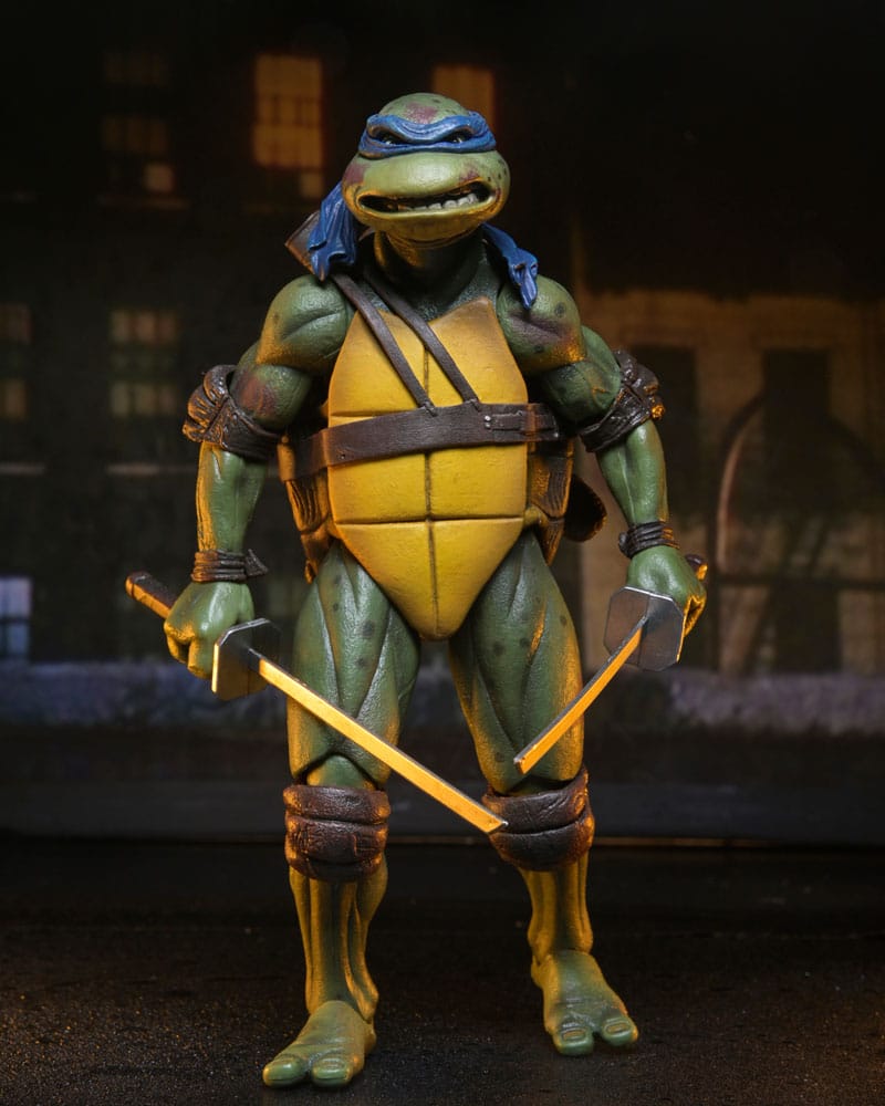 Teenage Mutant Ninja Turtles (1990 Movie) Action Figur Roof Top Battle Shredder vs Leo 18 cm NECA