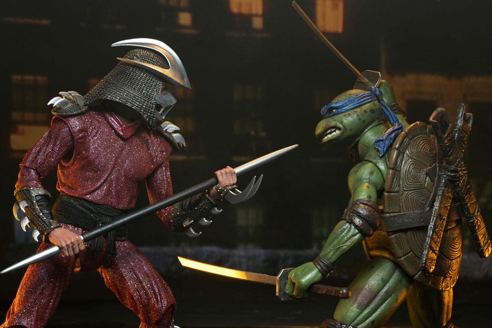 Teenage Mutant Ninja Turtles (1990 Movie) Action Figur Roof Top Battle Shredder vs Leo 18 cm NECA
