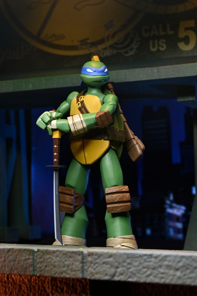 Teenage Mutant Ninja Turtles Actionfigur Ultimate Leonardo 18 cm NECA