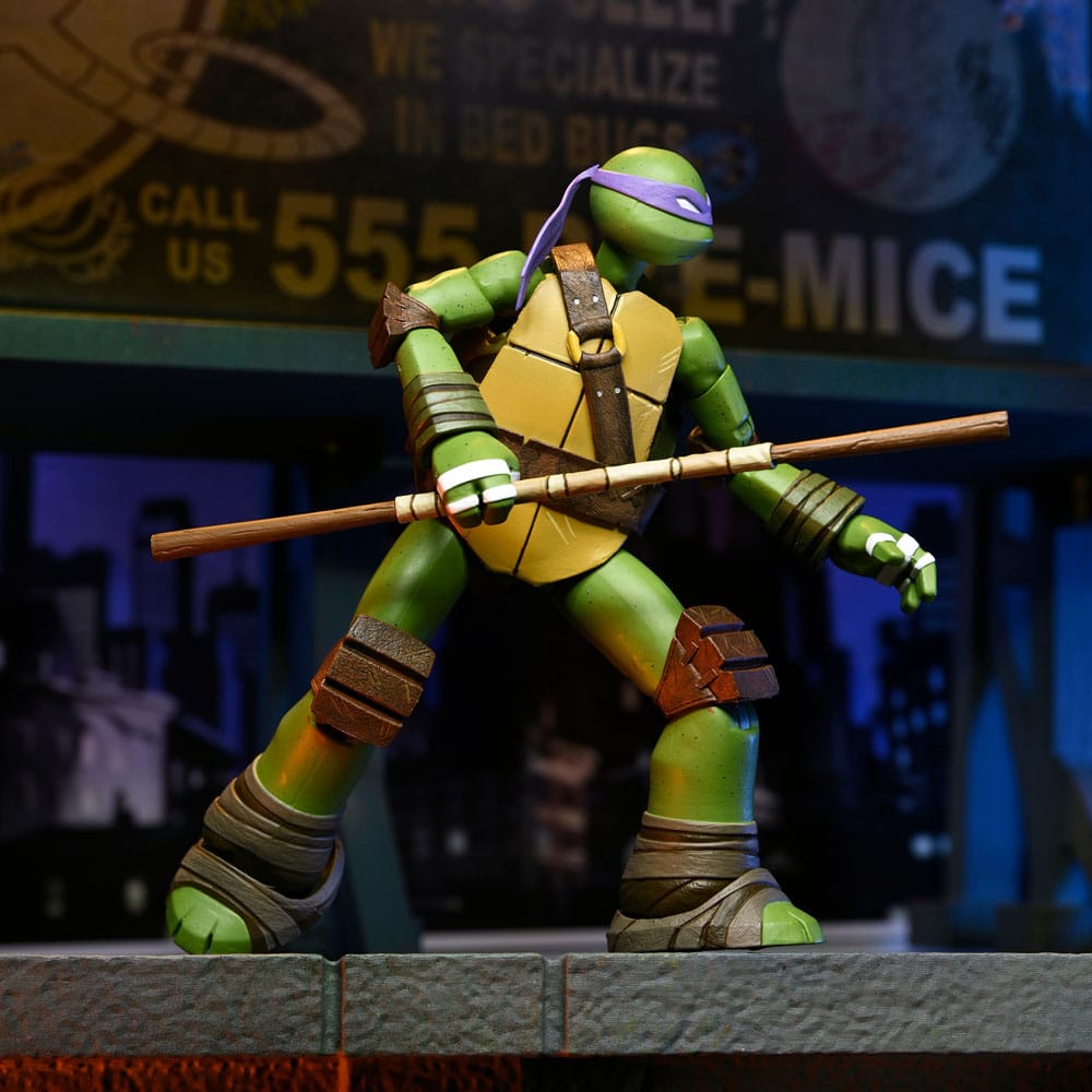 Teenage Mutant Ninja Turtles Actionfigur Ultimate Donatello 18 cm NECA