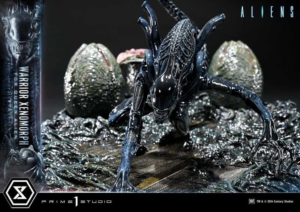 Aliens (Film) Ultimate Diorama Masterline figur Warrior Xenomorph for Queen Alien 23 cm