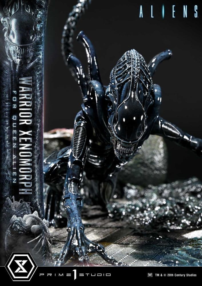 Aliens (Film) Ultimate Diorama Masterline figur Warrior Xenomorph for Queen Alien 23 cm